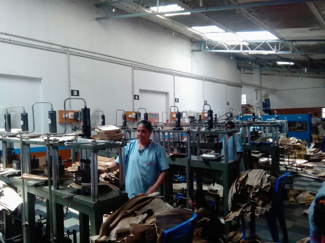 Areca  leaf plate machines in coimbatore and Karnataka